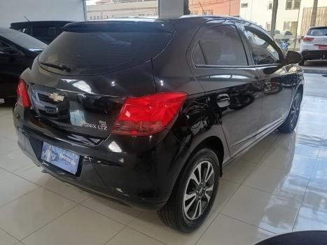 CHEVROLET Onix Hatch 1.4 4P FLEX LTZ, Foto 2