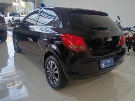 CHEVROLET Onix Hatch 1.4 4P FLEX LTZ, Foto 4