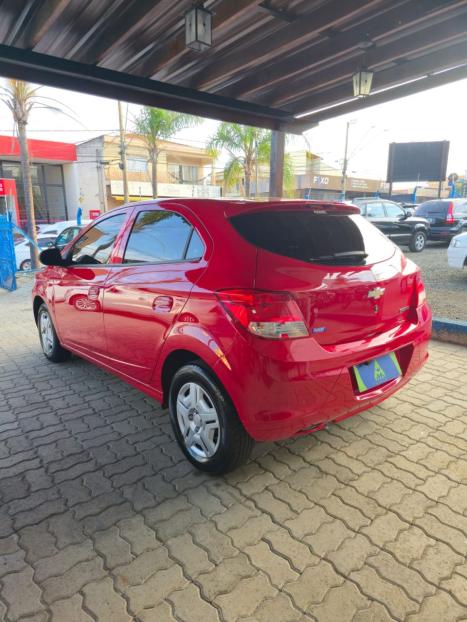 CHEVROLET Onix Hatch 1.0 4P FLEX LT, Foto 4