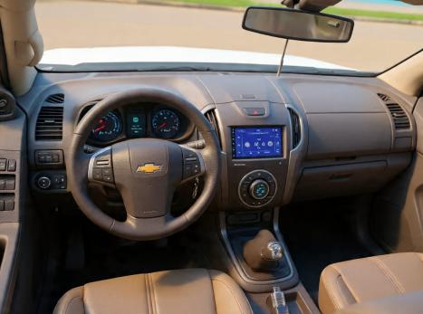 CHEVROLET S10 2.4 FLEX LTZ CABINE DUPLA, Foto 2