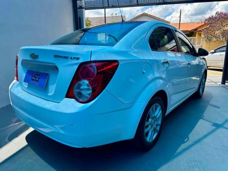 CHEVROLET Sonic Sedan 1.6 16V 4P LTZ FLEX AUTOM�TICO, Foto 6