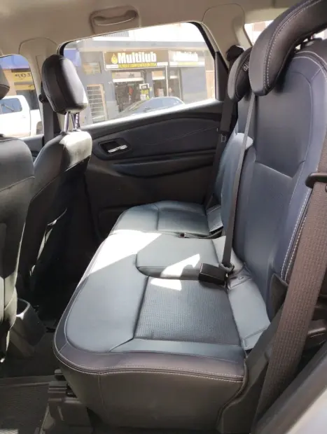 CHEVROLET Spin 1.8 4P FLEX PREMIER 7 LUGARES AUTOMÁTICO, Foto 8 CHEVROLET Spin 1.8 4P FLEX PREMIER 7 LUGARES AUTOMÁTICO, Foto 8