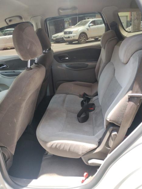 CHEVROLET Spin 1.8 4P FLEX LTZ 7 LUGARES AUTOMÁTICO, Foto 7 CHEVROLET Spin 1.8 4P FLEX LTZ 7 LUGARES AUTOMÁTICO, Foto 7