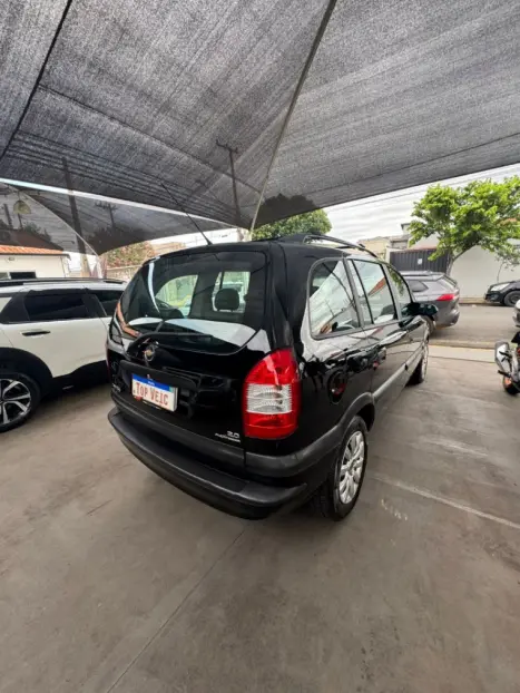 CHEVROLET Zafira 2.0 4P FLEX EXPRESSION 7 LUGARES AUTOM�TICO, Foto 6