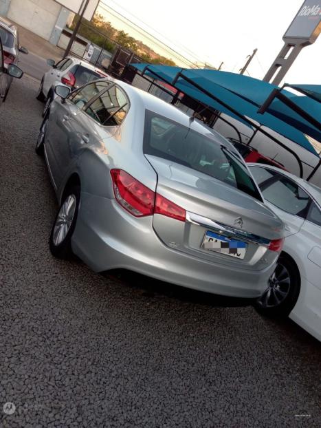 CITROEN C4 Sedan 2.0 4P LOUNGE ORIGINE, Foto 3 CITROEN C4 Sedan 2.0 4P LOUNGE ORIGINE, Foto 3