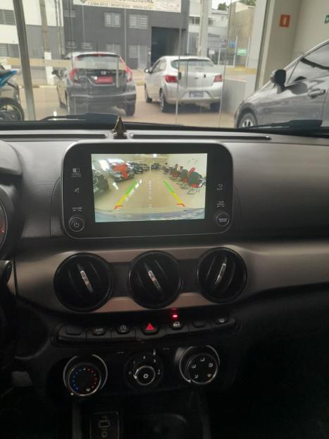 FIAT Cronos 1.8 4P FLEX DRIVE AUTOM�TICO, Foto 8