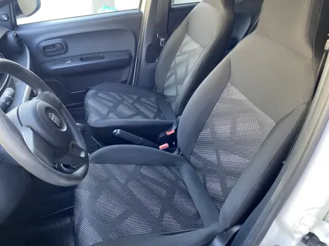 FIAT Mobi 1.0 4P FLEX EVO LIKE, Foto 5 FIAT Mobi 1.0 4P FLEX EVO LIKE, Foto 5