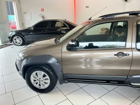 FIAT Strada 1.8 FLEX ADVENTURE CABINE ESTENDIDA, Foto 3