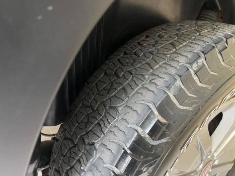 FIAT Toro 1.8 16V 4P FLEX FREEDOM AUTOM�TICO, Foto 13
