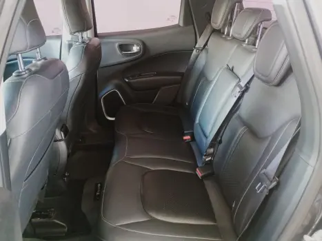 FIAT Toro 2.0 16V 4P VOLCANO 4WD TURBO DIESEL AUTOM�TICO, Foto 6