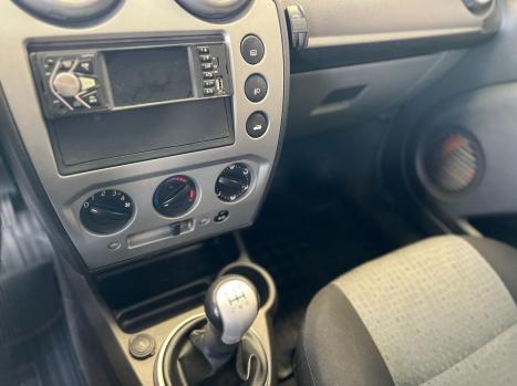 FORD Fiesta Hatch 1.6 4P, Foto 6