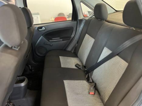 FORD Fiesta Hatch 1.6 4P, Foto 8