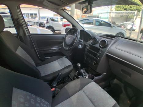 FORD Fiesta Hatch 1.0 4P, Foto 6