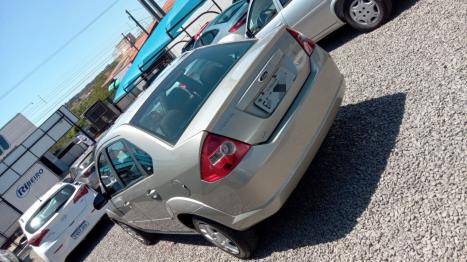 FORD Fiesta Sedan 1.6 4P CLASS FLEX, Foto 2 FORD Fiesta Sedan 1.6 4P CLASS FLEX, Foto 2