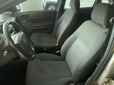 FORD Fiesta Sedan 1.6 4P FLEX, Foto 4