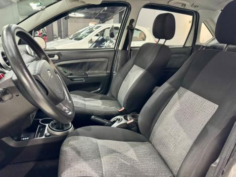 FORD Fiesta Sedan 1.6 4P FLEX, Foto 8