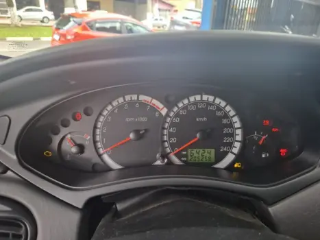 FORD Focus Hatch 1.6 4P FLEX GL, Foto 8