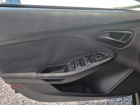 FORD Focus Hatch 1.6 16V 4P SE PLUS FLEX, Foto 7