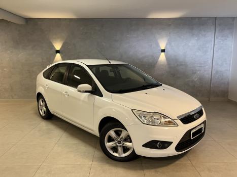 FORD Focus Hatch 1.6 16V 4P SE FLEX, Foto 2