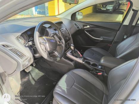 FORD Focus Hatch 1.6 16V 4P FLEX SE POWERSHIFT AUTOM�TICO, Foto 9