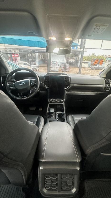 FORD Ranger 3.0 V6 4X4 LIMITED PLUS TURBO DIESEL CABINE DUPLA AUTOMÁTICO, Foto 9