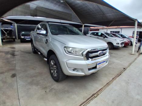 FORD Ranger 3.2 20V CABINE DUPLA 4X4 LIMITED TURBO DIESEL AUTOMÁTICO, Foto 1