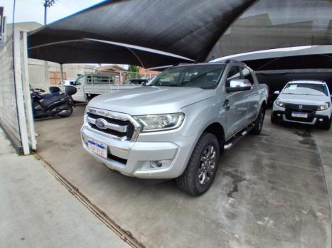 FORD Ranger 3.2 20V CABINE DUPLA 4X4 LIMITED TURBO DIESEL AUTOMÁTICO, Foto 3
