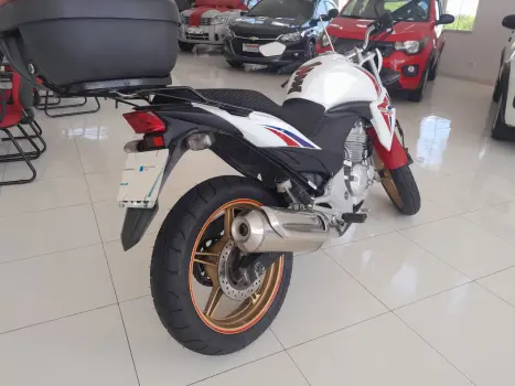 HONDA CB 300 R ESPECIAL EDITION, Foto 8