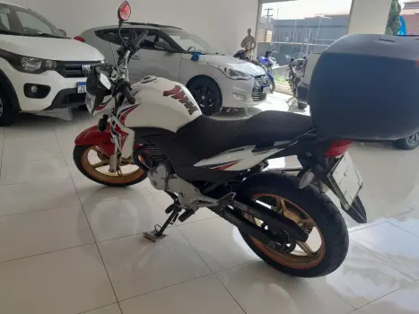 HONDA CB 300 R ESPECIAL EDITION, Foto 9