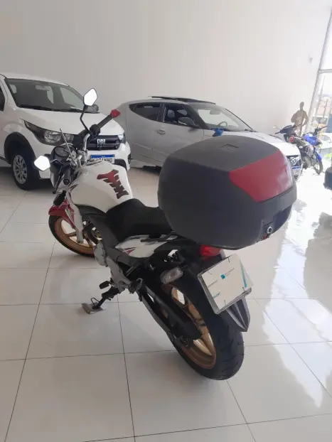 HONDA CB 300 R ESPECIAL EDITION, Foto 10