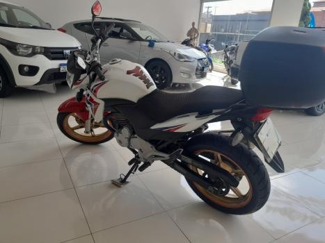 HONDA CB 300 R ESPECIAL EDITION, Foto 10