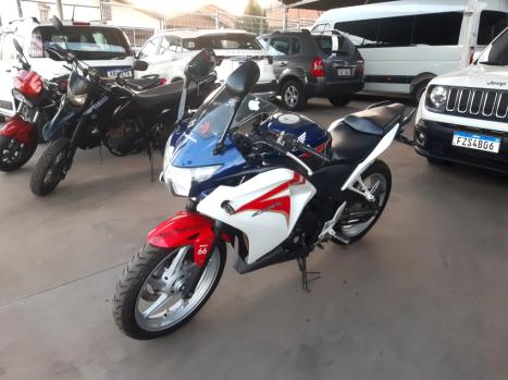 HONDA CBR 250 R, Foto 2