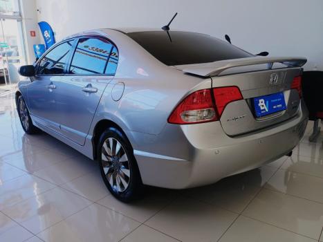 HONDA Civic 1.8 16V 4P FLEX LXL SE, Foto 4