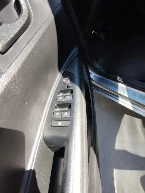 HYUNDAI HB 20 Hatch 1.0 12V 4P FLEX COMFORT PLUS, Foto 8 HYUNDAI HB 20 Hatch 1.0 12V 4P FLEX COMFORT PLUS, Foto 8