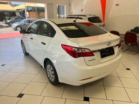 HYUNDAI HB 20 Sedan 1.0 12V 4P FLEX COMFORT PLUS, Foto 4