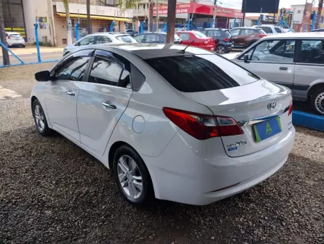 HYUNDAI HB 20 Sedan 1.6 16V 4P FLEX PREMIUM AUTOM�TICO, Foto 4