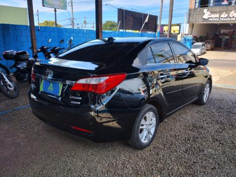 HYUNDAI HB 20 Sedan 1.6 16V 4P FLEX PREMIUM AUTOM�TICO, Foto 3