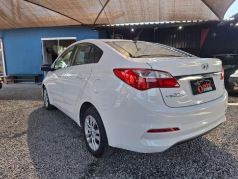 HYUNDAI HB 20 Sedan 1.6 16V 4P FLEX COMFORT PLUS, Foto 4
