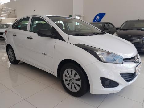 HYUNDAI HB 20 Sedan 1.0 12V 4P FLEX COMFORT PLUS, Foto 3