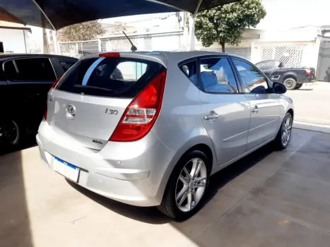 HYUNDAI I30 2.0 16V 4P GLS AUTOM�TICO, Foto 5