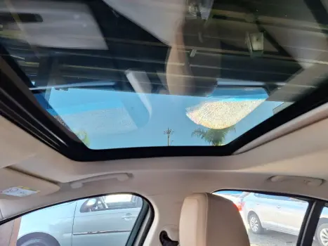 JAGUAR XE 2.0 16V 4P SI4 PURE TECH TURBO AUTOMÁTICO, Foto 7 JAGUAR XE 2.0 16V 4P SI4 PURE TECH TURBO AUTOMÁTICO, Foto 7