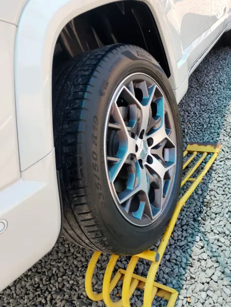 JEEP Commander 1.3 16V 4P FLEX T270 OVERLAND TURBO AUTOMTICO, Foto 6