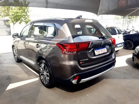 MITSUBISHI Outlander 2.0 16V 4P AUTOM�TICO, Foto 6