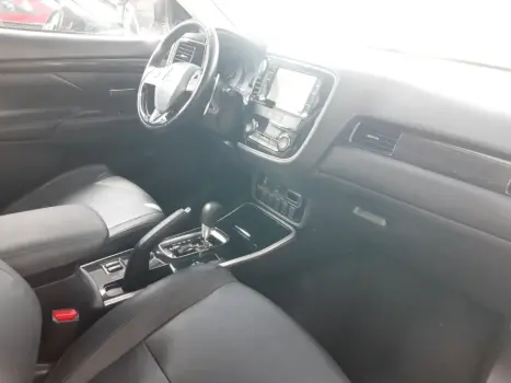 MITSUBISHI Outlander 2.0 16V 4P AUTOM�TICO, Foto 7