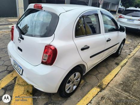 NISSAN March 1.0 12V 4P S FLEX, Foto 8