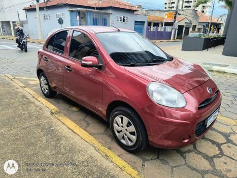 NISSAN March 1.0 16V 4P S FLEX, Foto 2