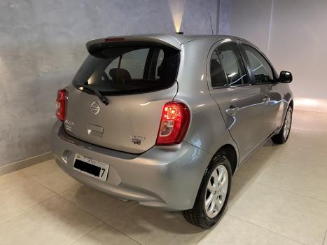 NISSAN March 1.6 16V 4P SV FLEX, Foto 5