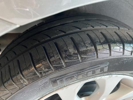 NISSAN March 1.6 16V 4P SV FLEX, Foto 8