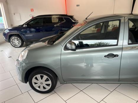 NISSAN March , Foto 3