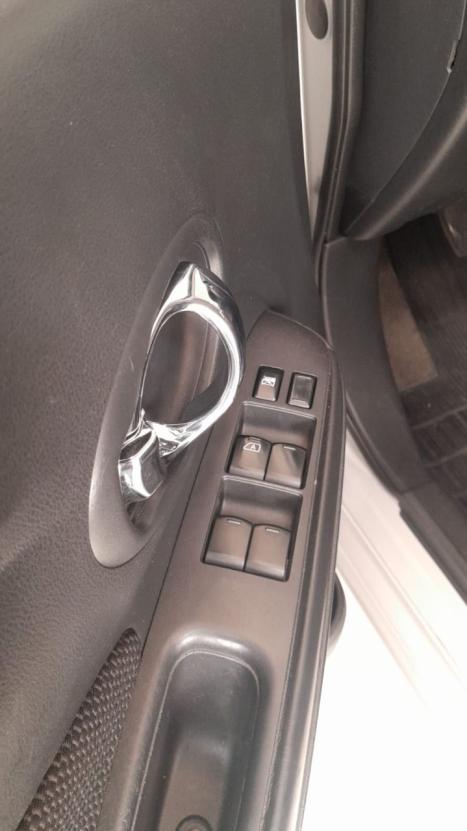 NISSAN Versa Sedan 1.6 16V 4P FLEX SL, Foto 10